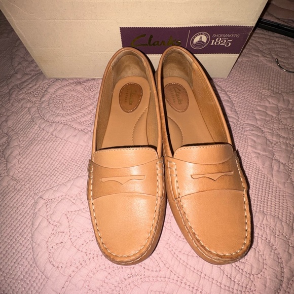 Clarks Shoes - Clarks Doraville Nest Tan Leather Loafers